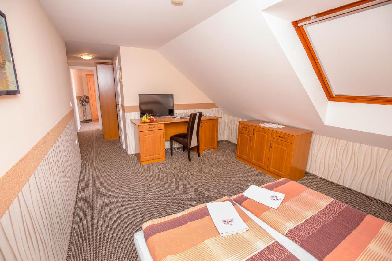 Bed and Breakfast Tinodi Fogado Sárvár Zewnętrze zdjęcie