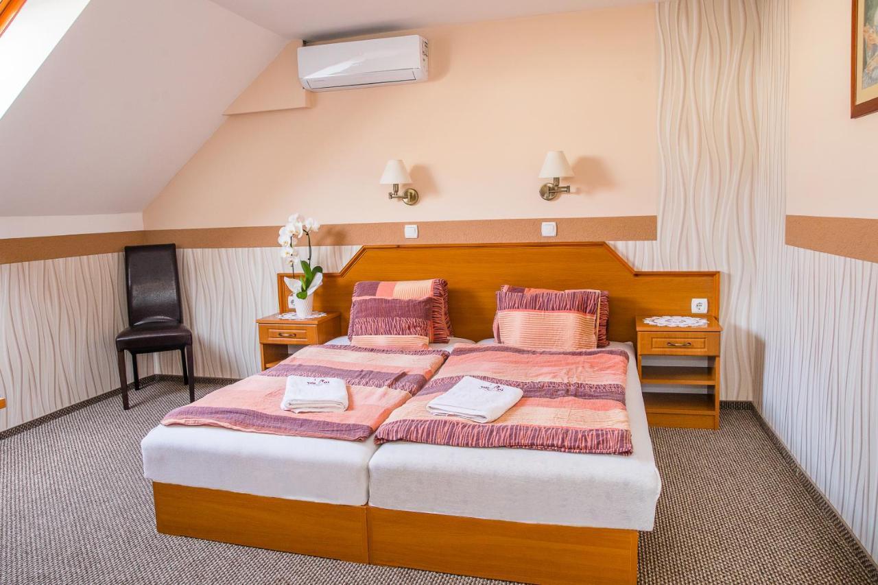 Bed and Breakfast Tinodi Fogado Sárvár Zewnętrze zdjęcie