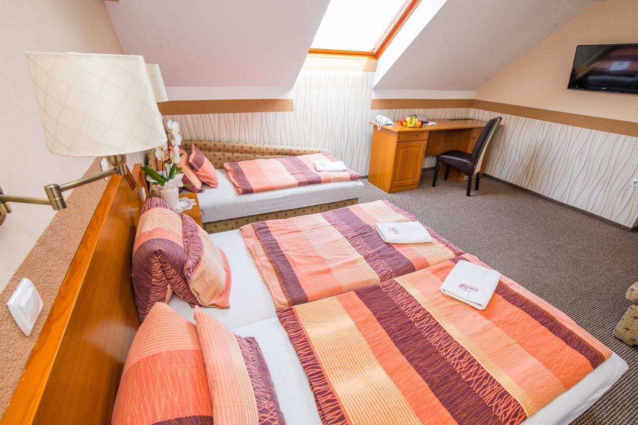 Bed and Breakfast Tinodi Fogado Sárvár Zewnętrze zdjęcie