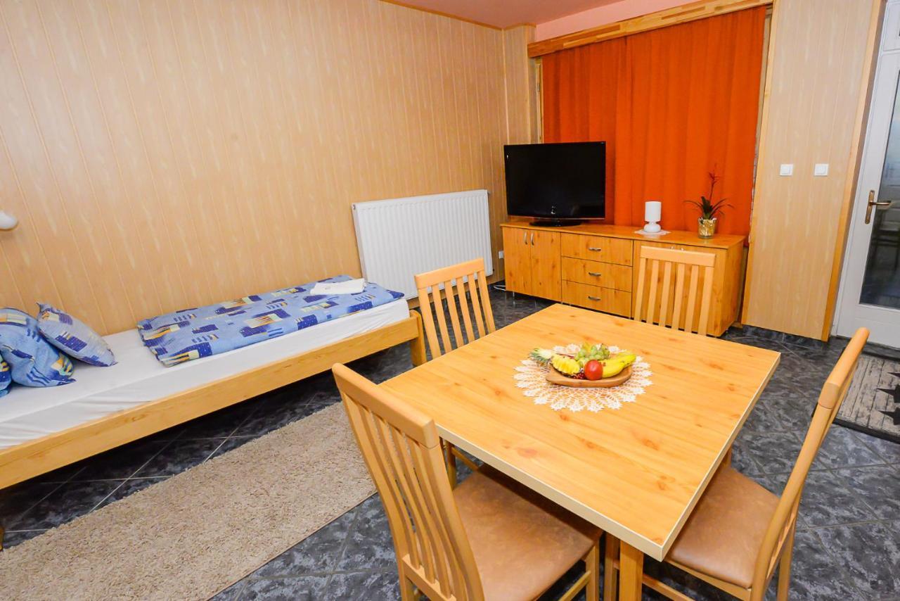 Bed and Breakfast Tinodi Fogado Sárvár Zewnętrze zdjęcie