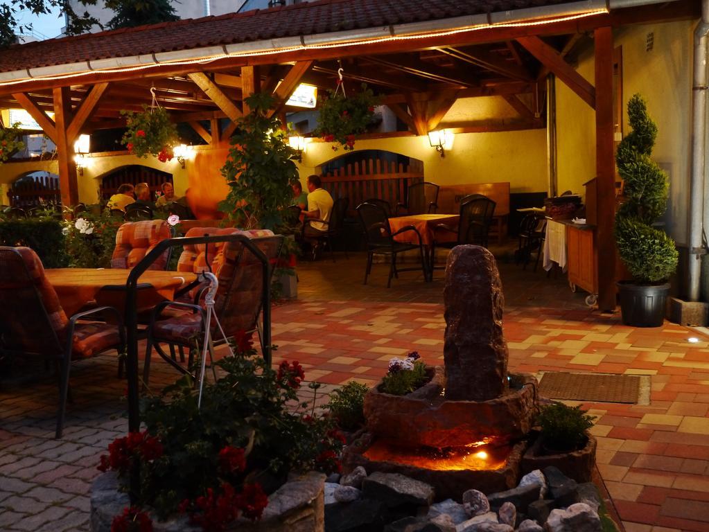 Bed and Breakfast Tinodi Fogado Sárvár Zewnętrze zdjęcie