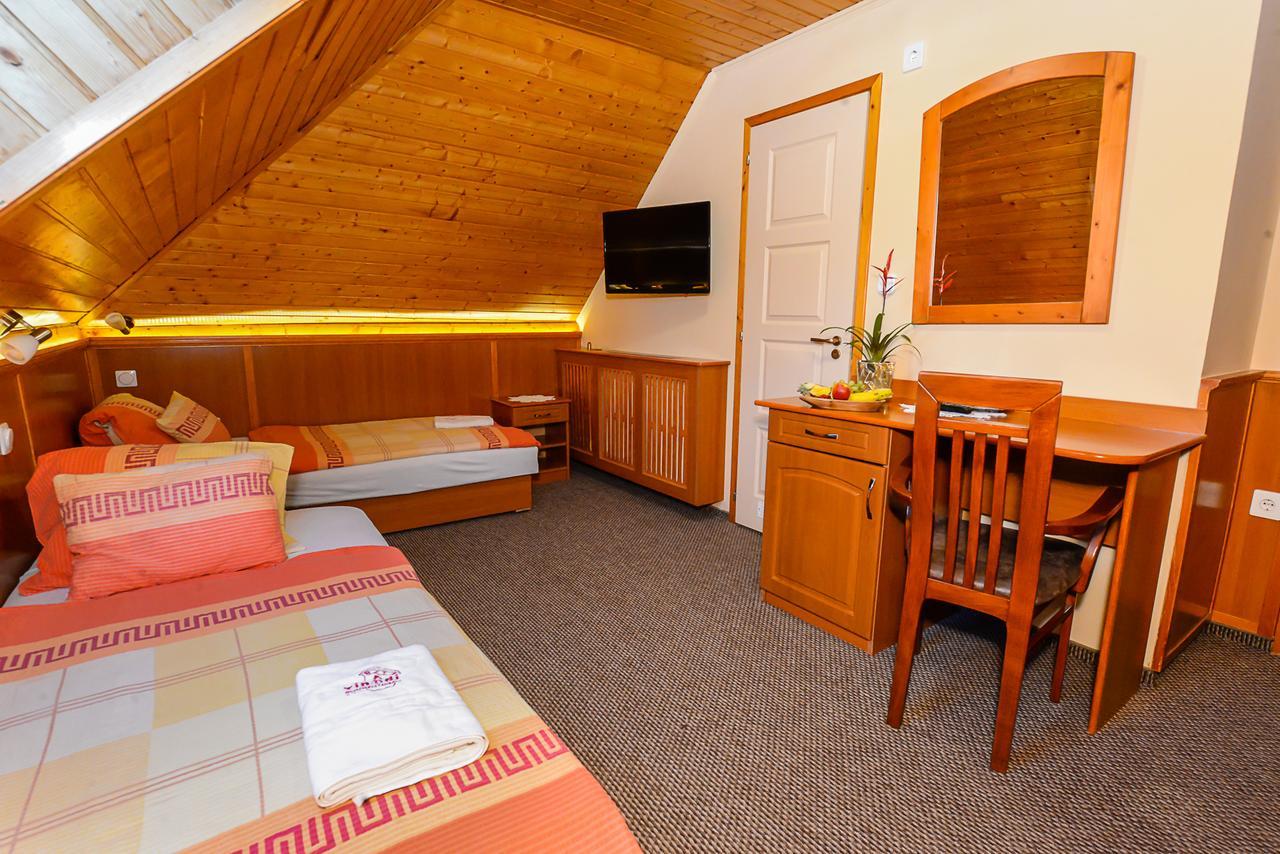 Bed and Breakfast Tinodi Fogado Sárvár Zewnętrze zdjęcie